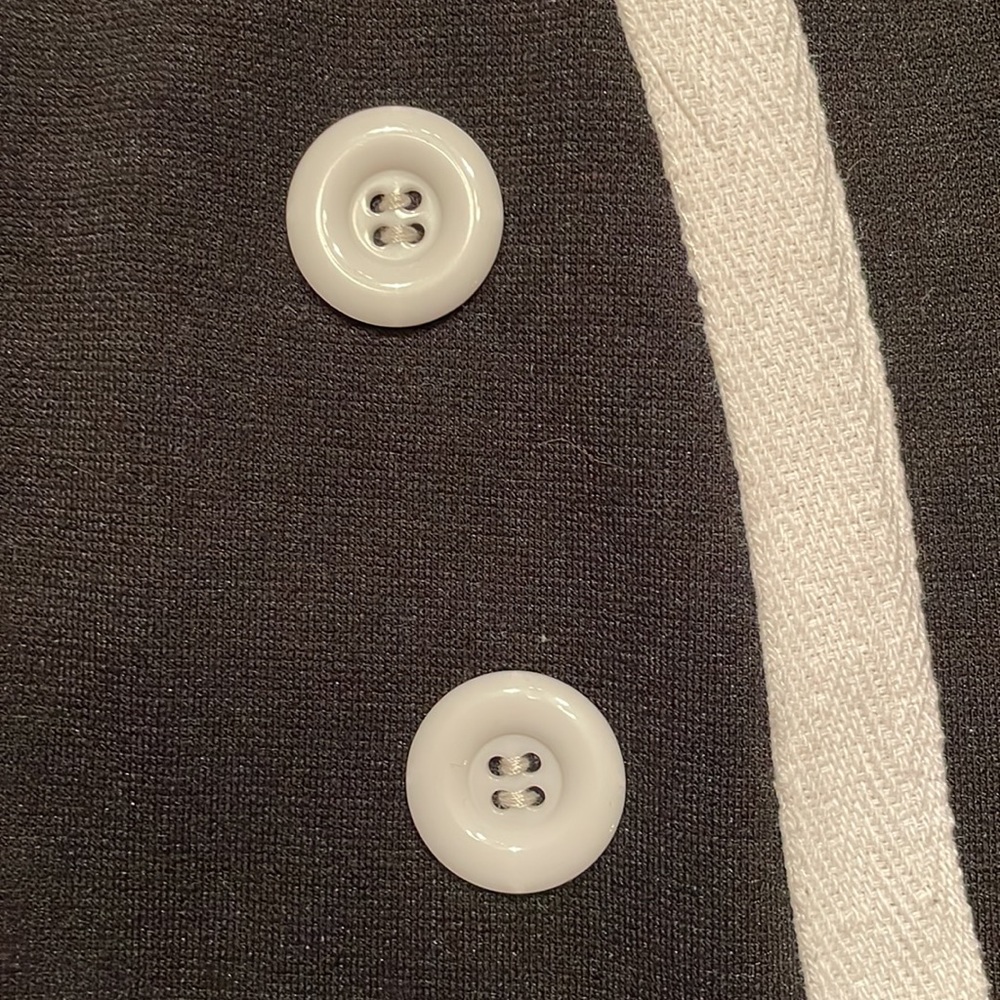 Nice-forever black form fitting dress, size medium. - Picture 16 of 16